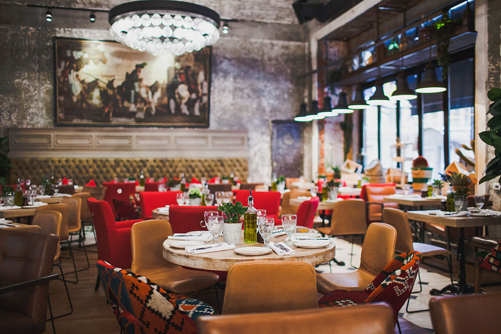 Высота 5642, Москва